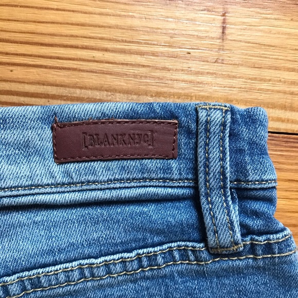 Blank NYC Retro High Waist Denim Shorts, NWT, 25 - Picture 6 of 13